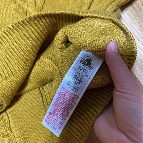 Disney Donald Duck Cable Knit Mustard Yellow Sweater NWT XXL Women’s Disney - Picture 7 of 8